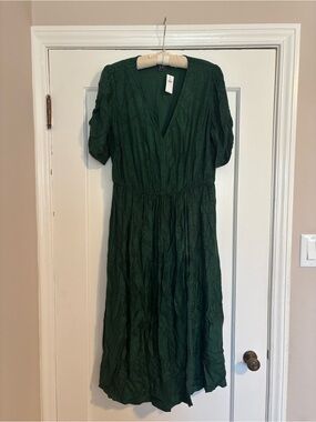GAP Forest Green V-Neck Midi Dress
